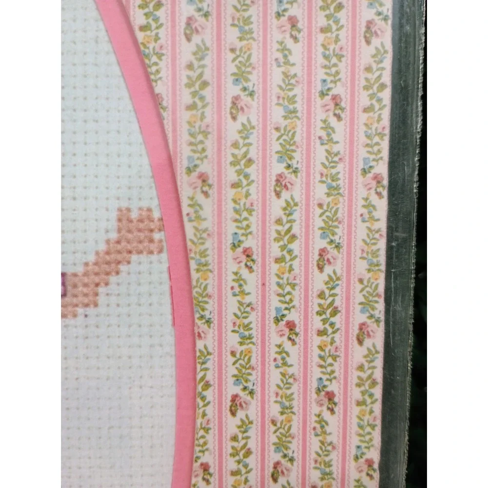 Vintage 1983 Millie's Shapely Mats Plaid 58005 Oval Floral‎ Picture Mat Pattern
